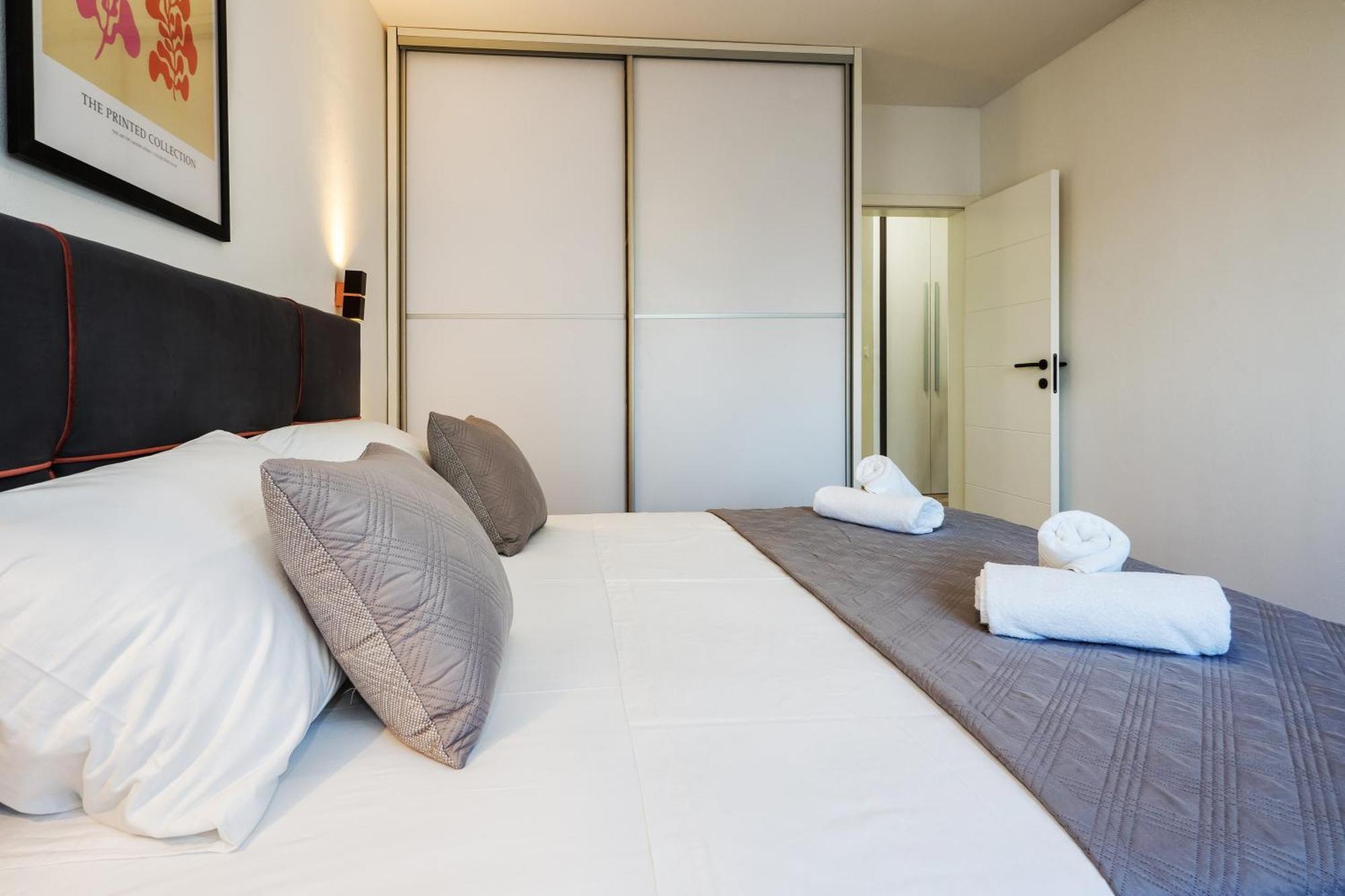 3-Bedroom Sea View Apartment - Balcony, Elevator - Spinut, Split Exterior photo